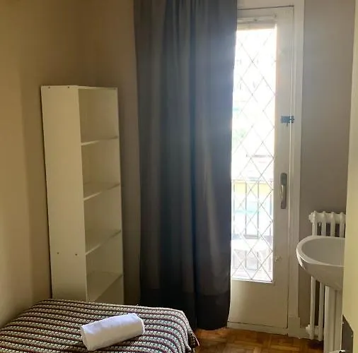 招待所 索姆尼欧酒店 2*