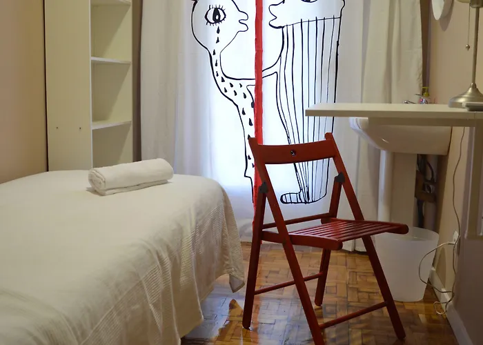 索姆尼欧酒店 招待所 2*