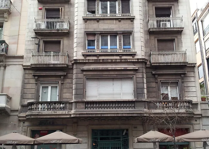 索姆尼欧酒店 2*