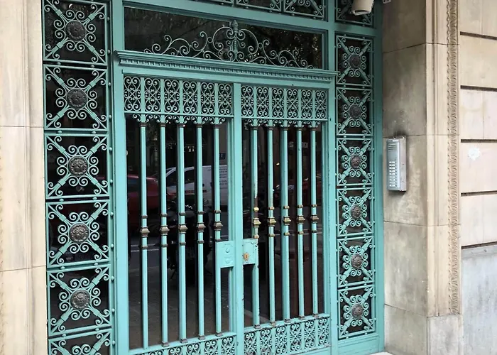 索姆尼欧酒店 2*