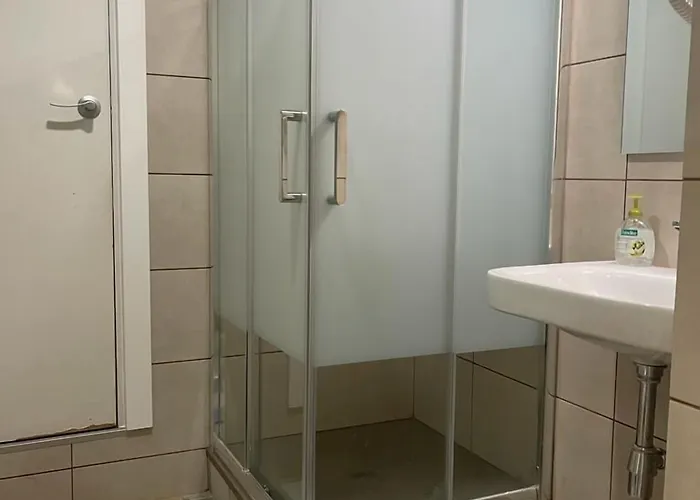 索姆尼欧酒店 2*