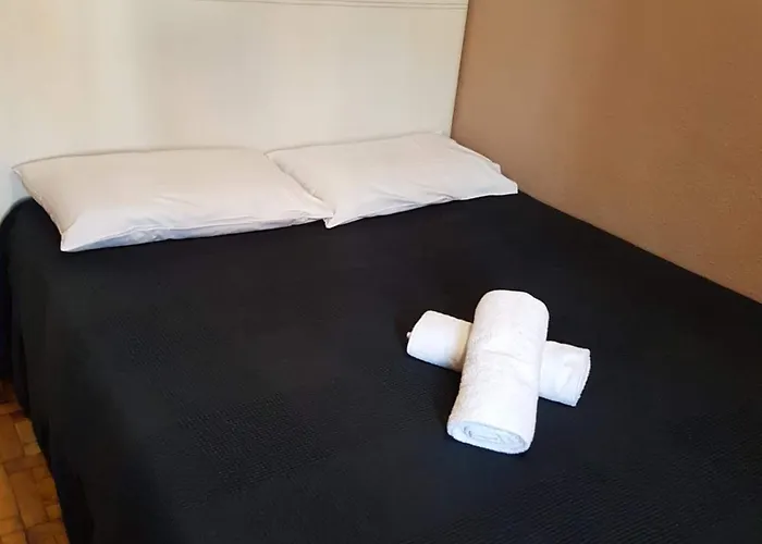 索姆尼欧酒店 2*